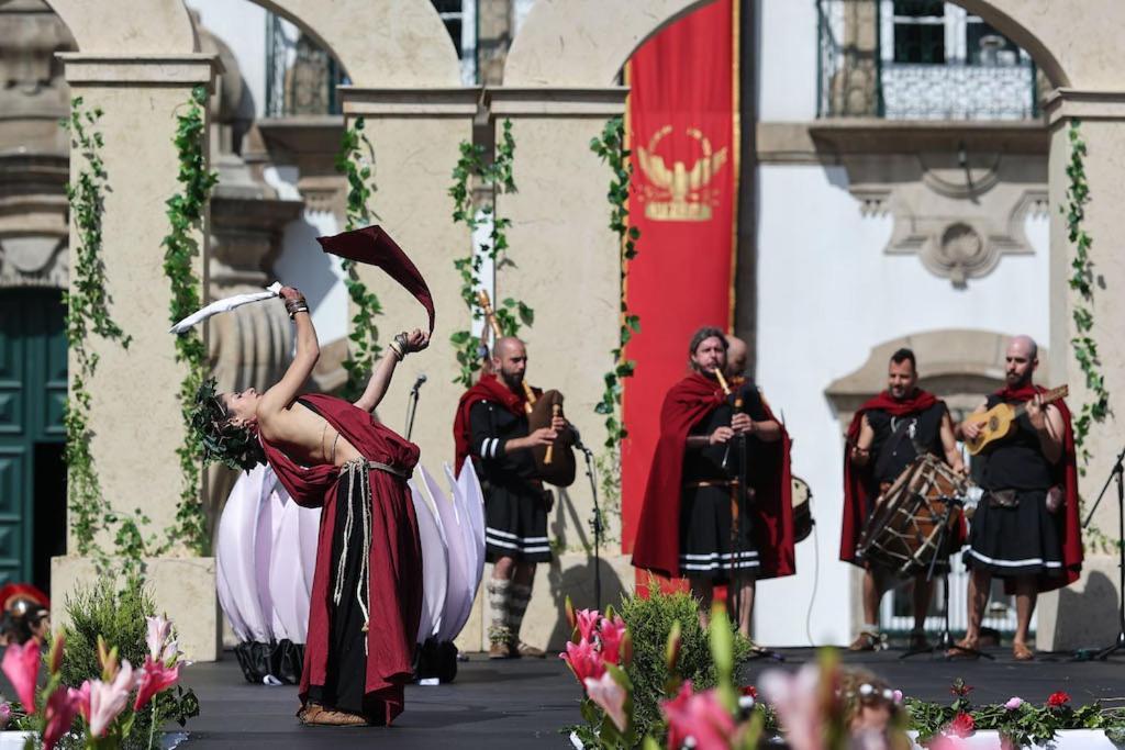 Liberdade Home Royal Esquerdo ブラガ エクステリア 写真